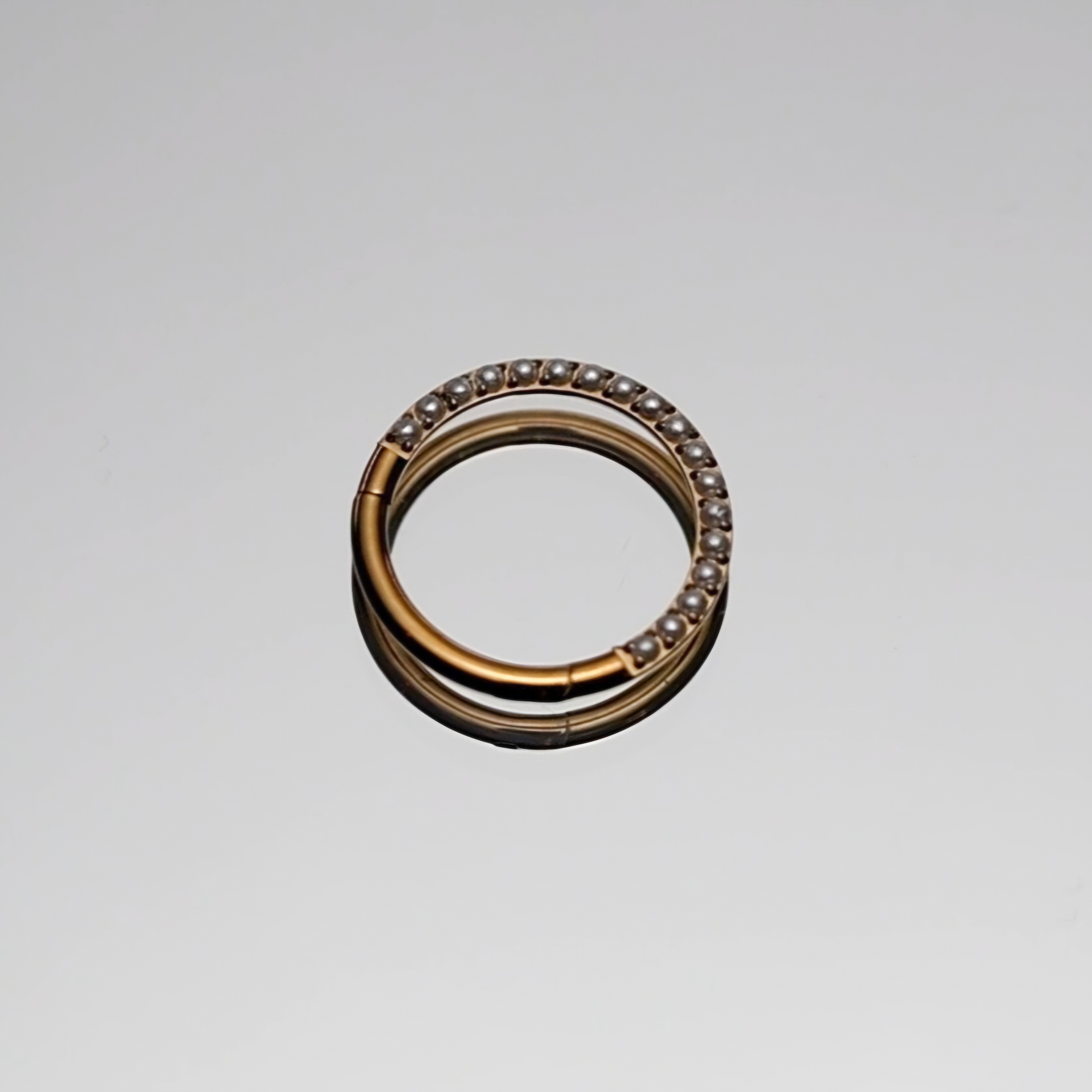 Anneau et perles