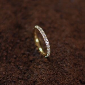 Anneau strass vertical
