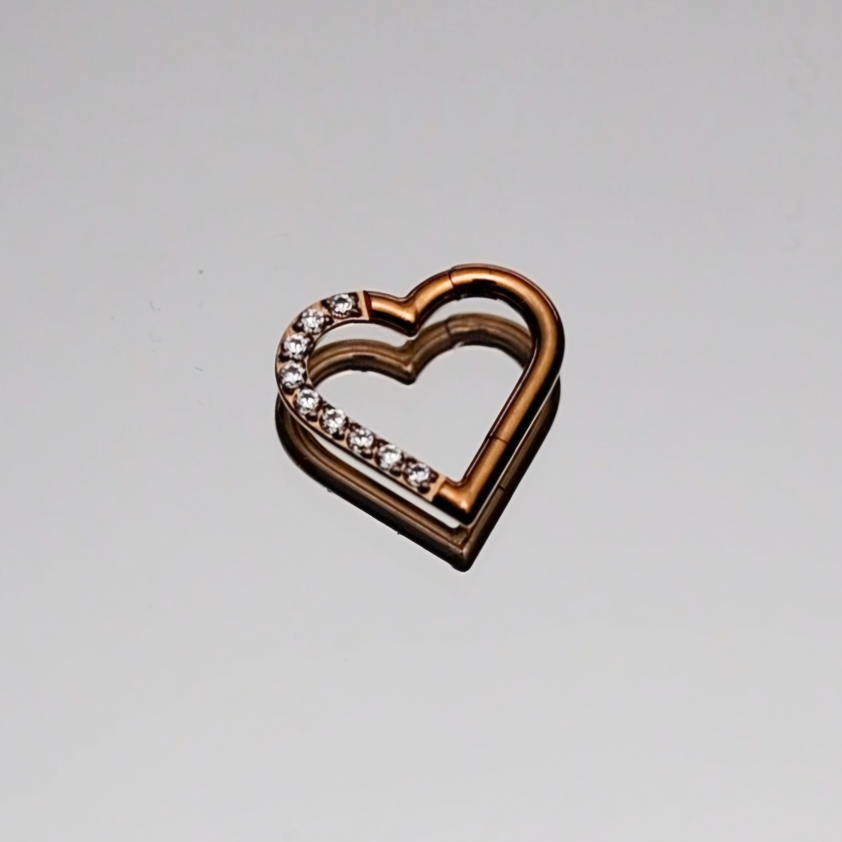 Anneau coeur et strass – Image 3
