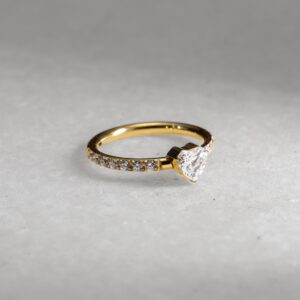 Anneau titane cœur et zircons